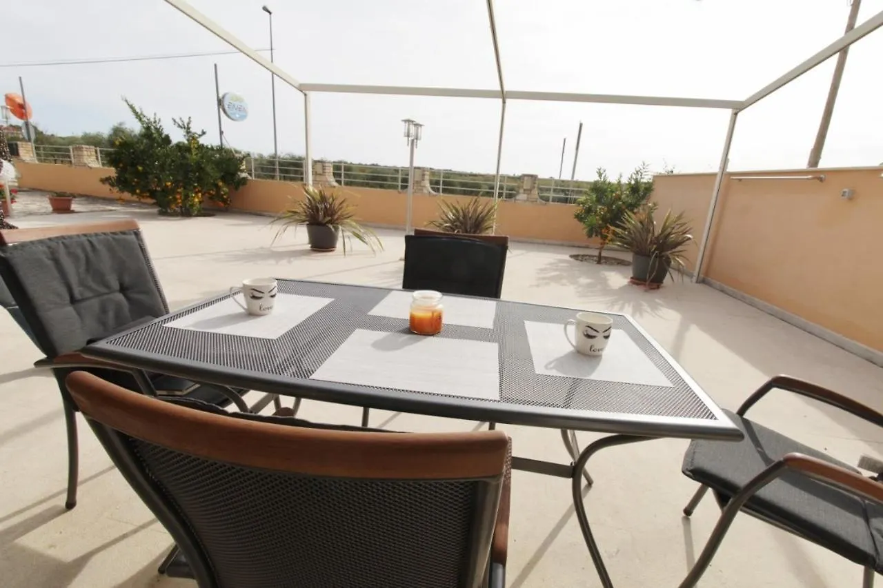 Apartments Enea In Savudria Savudrija Guest house