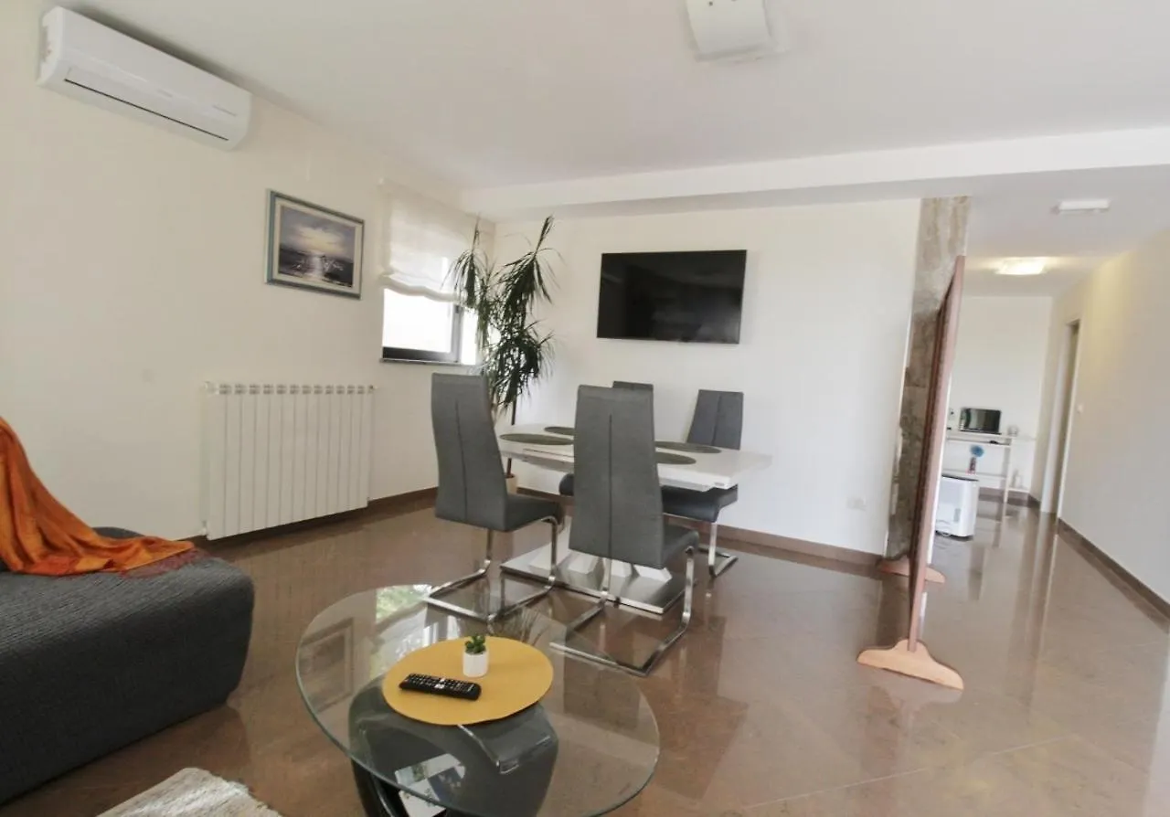Guest house Apartments Enea In Savudria Savudrija Croatia